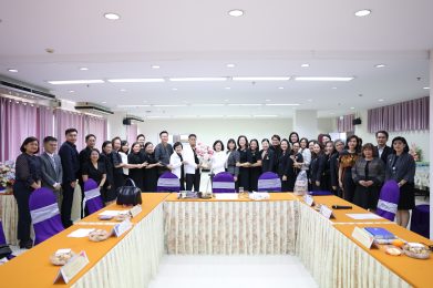 การประชุมคณะกรรมการบริหารและประจำคณะพยาบาลศาสตร์