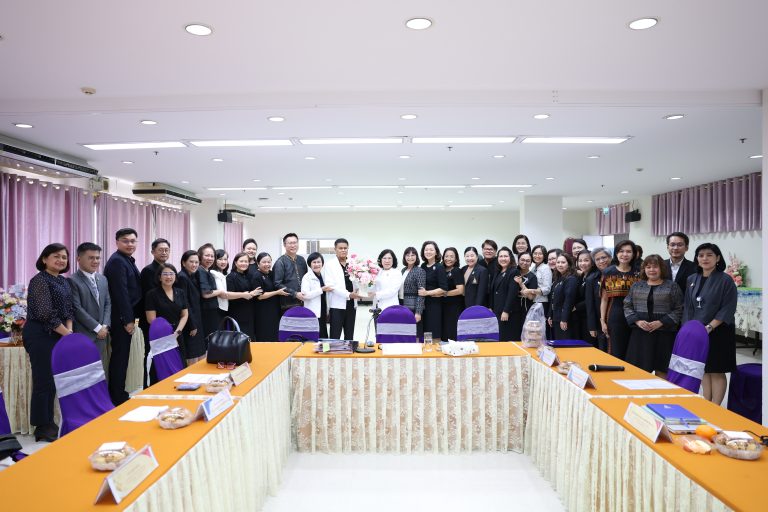 การประชุมคณะกรรมการบริหารและประจำคณะพยาบาลศาสตร์
